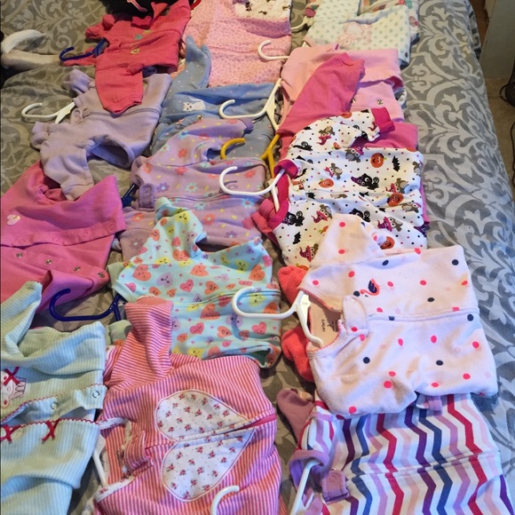 30 0-3 month girl clothes - Picture 2 of 6